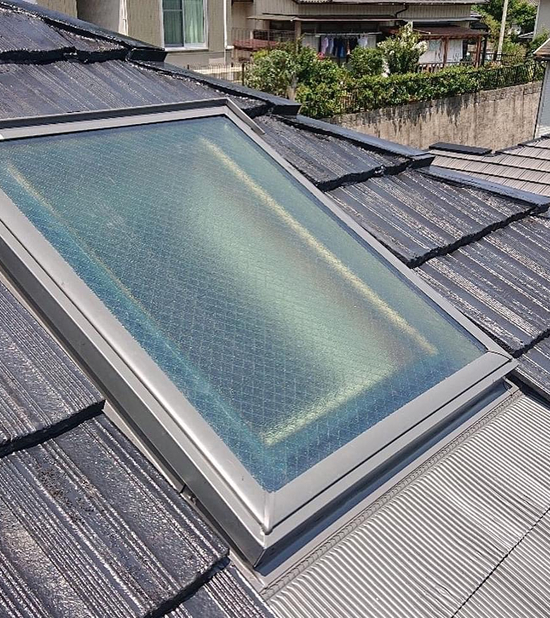 天窓（トップライト）周辺の雨漏り